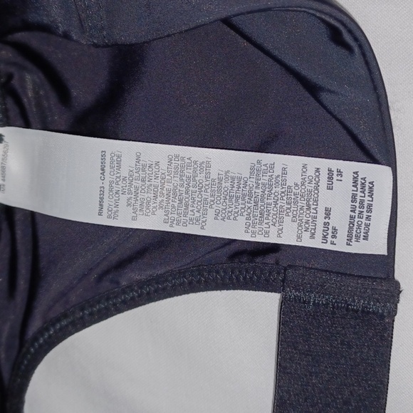 Nike Dri FIit Black sports bra - Picture 4 of 5